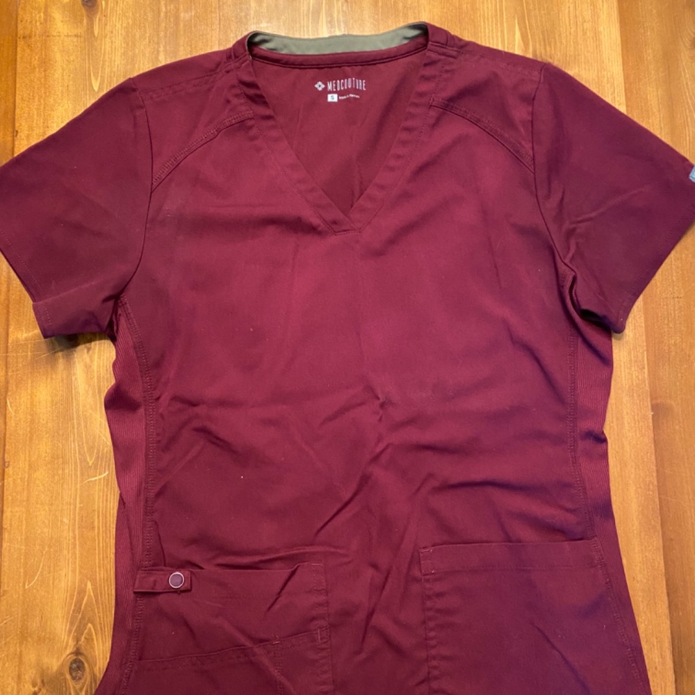 Scrub set - Picture 2 of 5